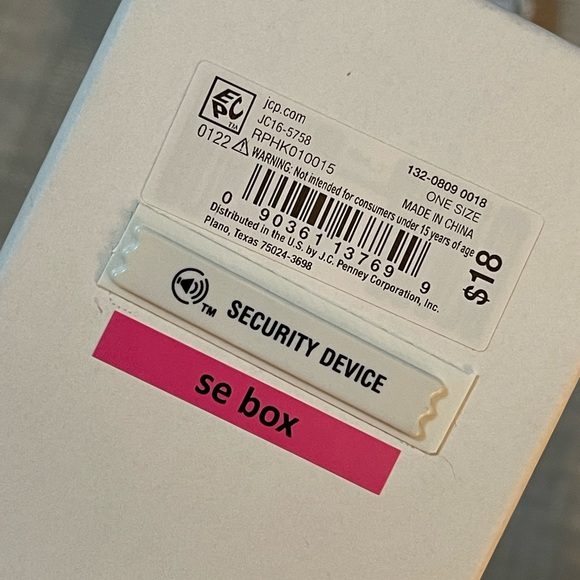 JC PENNEY MIXIT | Women’s Stud Earrings and Chain with Sea Turtle Charm Set - Picture 4 of 5